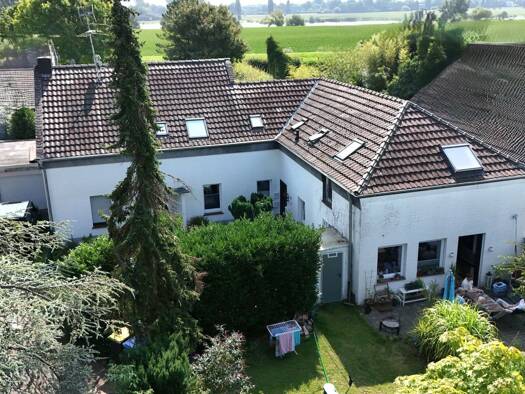 Mehrfamilienhaus zum Kauf 1.200.000 € 325 m² 722 m² Grundstück Langst-Kierst Meerbusch 40668