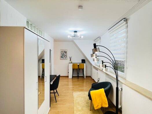Wohnung zur Miete Wohnen auf Zeit 870 € 1 Zimmer 28 m² frei ab sofort Innenstadt Erlangen 91054