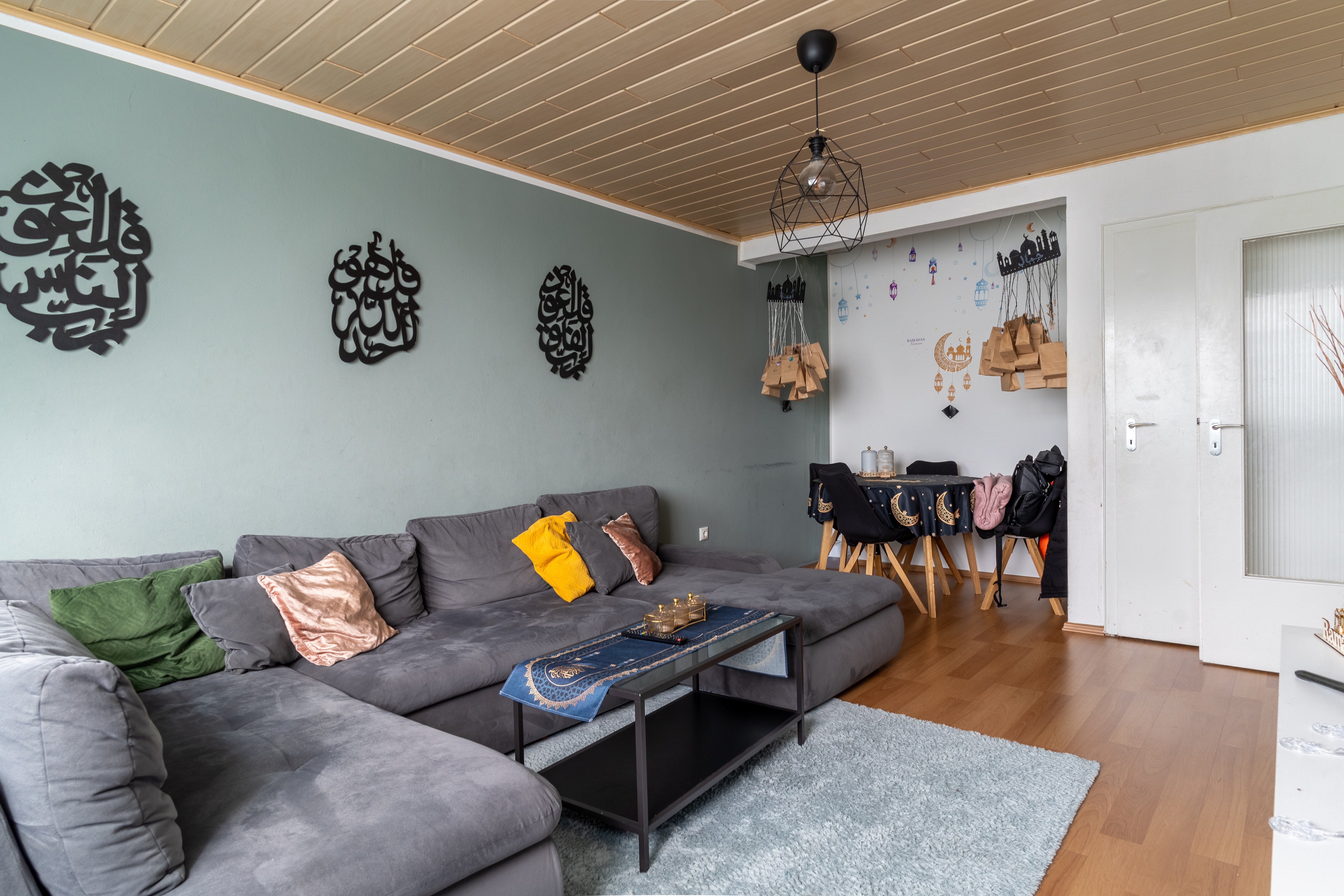 Wohnung zum Kauf 104.999 € 3 Zimmer 70 m²<br/>Wohnfläche 4.<br/>Geschoss Lindenhof Bremen 28237