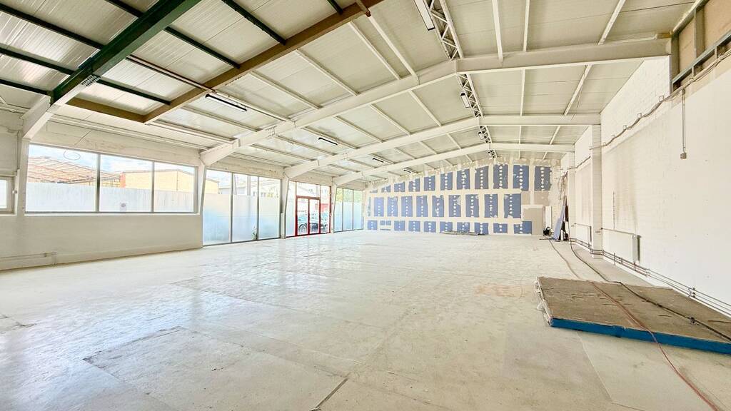 Lagerhalle zur Miete 1.800 € 401 m² Lagerfläche Kulmbach 95326
