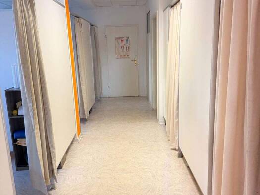 Praxisfläche zur Miete provisionsfrei 1.500 € 1 Zimmer 260 m² Bürofläche Stadtallendorf 35260