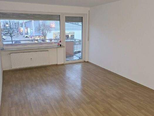 Wohnung zur Miete 700 € 2 Zimmer 60 m² 1. Geschoss frei ab 01.01.2026 Neutraubling 93073
