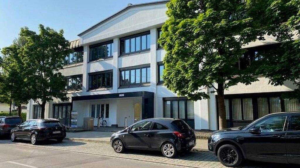 Bürofläche zur Miete provisionsfrei 4.800 € 370 m² Bürofläche Bahnhofstr. 18 Unterföhring 85774