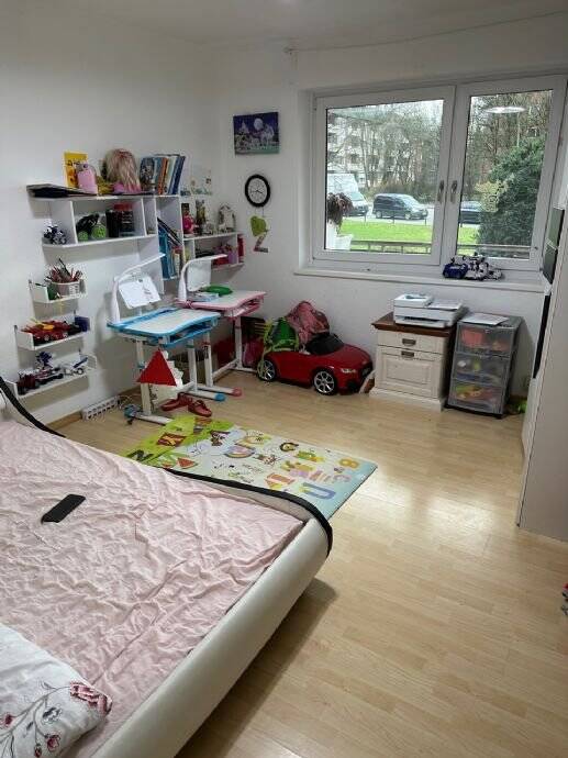 Property thumbnail 12