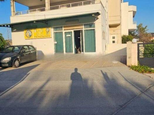 Laden zum Kauf 480.000 € Vori 702 00