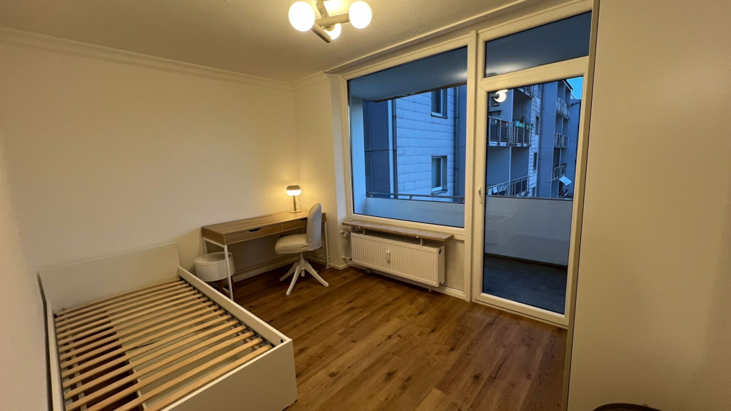 WG-Zimmer zur Miete 825 € 10,4 m² 2. Geschoss frei ab 16.03.2026 Bogenhausen München 81927