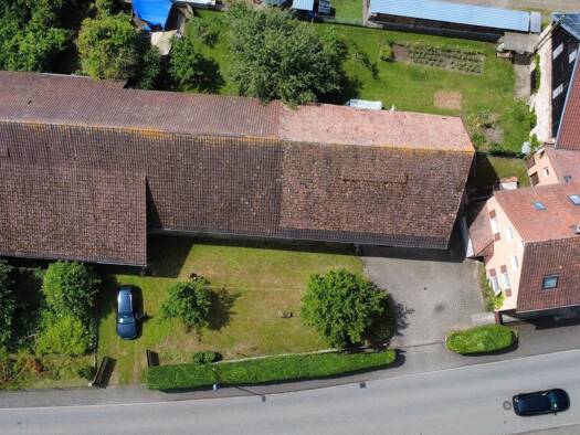 Mehrfamilienhaus zum Kauf 495.000 € 8 Zimmer 197 m² 1.454 m² Grundstück frei ab sofort Weisweil 79367