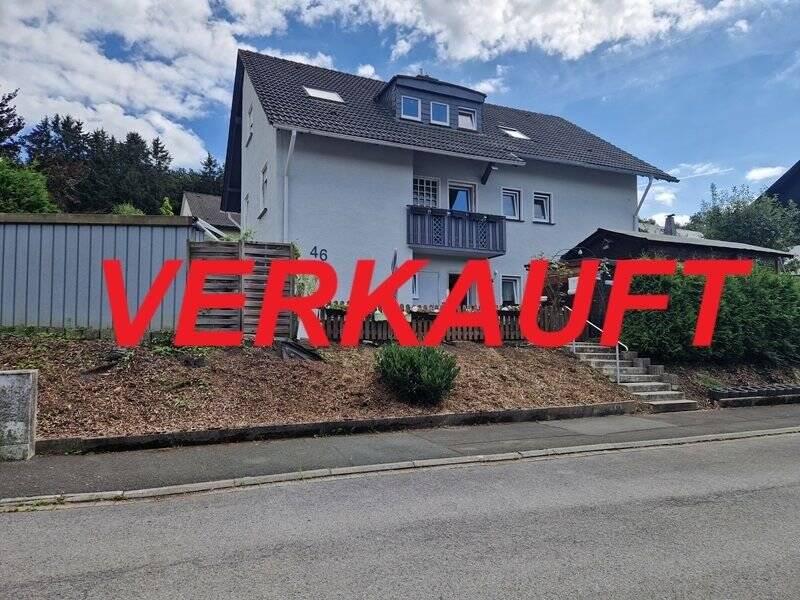 Einfamilienhaus zum Kauf 229.000 € 210 m²<br/>Wohnfläche 800 m²<br/>Grundstück Aam Hohenberge 46 Sundern Sundern 59846