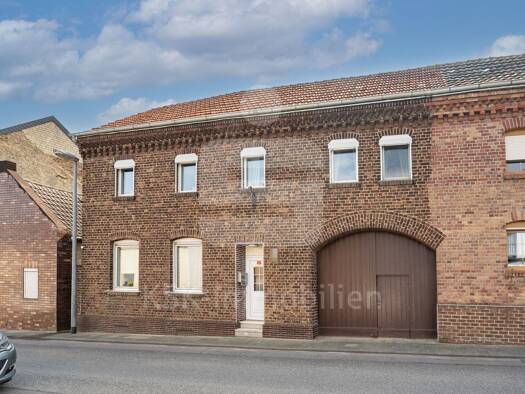 Einfamilienhaus zum Kauf 249.000 € 6 Zimmer 180 m² 713 m² Grundstück Lipp Bedburg 50181