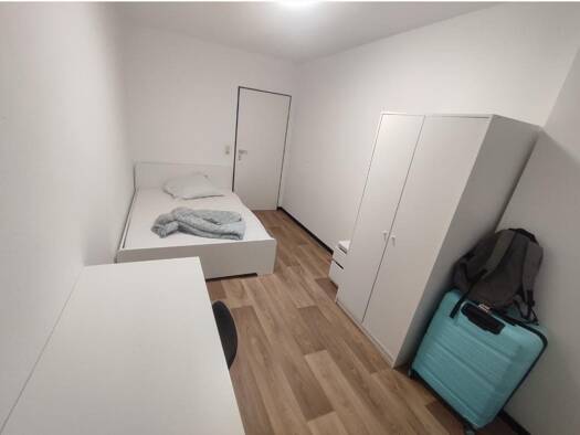 WG-Zimmer zur Miete 425 € 15 m² frei ab sofort Darmstadt 64293