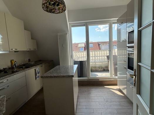 Wohnung zur Miete 1.200 € 2 Zimmer 74,5 m² 5. Geschoss frei ab sofort Leibnizstraße 102 Charlottenburg Charlottenburg-Wilmersdorf 10625