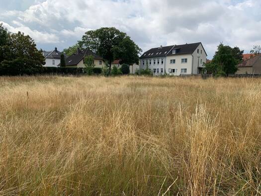 Grundstück zum Kauf 249.900 € 1.380 m² Grundstück Baugenehmigung vorhanden frei ab sofort Taucha Taucha 04425