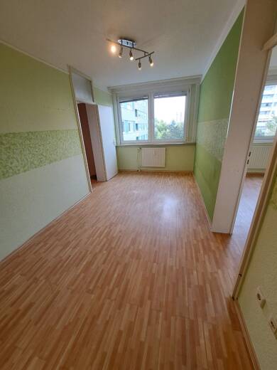 Wohnung zur Miete 699 € 4 Zimmer 102 m² 1. Geschoss frei ab sofort Pfingstweide / Stadtbezirk 234 Ludwigshafen am Rhein 67069