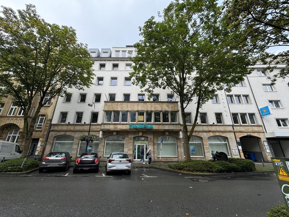 Büro-/Praxisfläche zur Miete provisionsfrei 8,50 € 325 m²<br/>Bürofläche ab 325 m²<br/>Teilbarkeit Kaiserstraße 63 Kaiserbrunnen Dortmund 44135