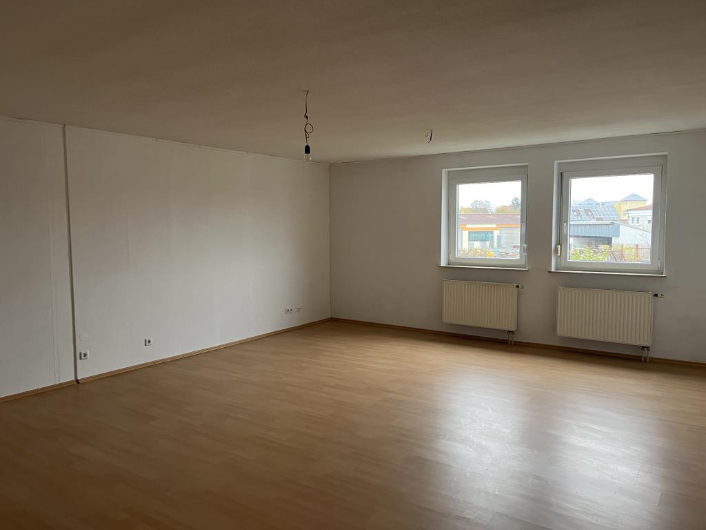 Bürofläche zur Miete 1.912 € 239 m²<br/>Bürofläche ab 239 m²<br/>Teilbarkeit Böhl-Iggelheim 67459