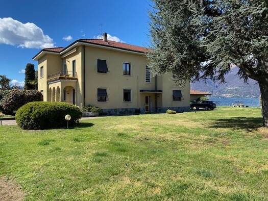 Villa zum Kauf 17 Zimmer 480 m² 2.250 m² Grundstück Germignaga 21010