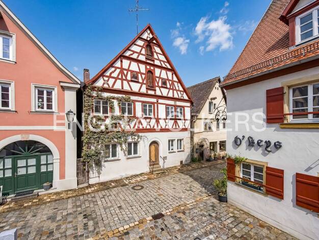 Stadthaus zum Kauf 145.000 € 5 Zimmer 249 m² 150 m² Grundstück Weißenburg Weißenburg i. Bay. 91781