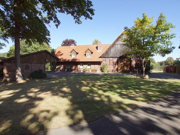 Einfamilienhaus zum Kauf 650.000 € 8 Zimmer 180 m² 5.000 m² Grundstück Clarholz Herzebrock-Clarholz 33442