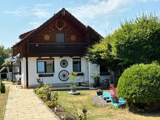 Einfamilienhaus zum Kauf provisionsfrei 2.600.000 € 2,5 Zimmer 200 m² 1.900 m² Grundstück frei ab sofort Waldbrunn Brunnthal 85649