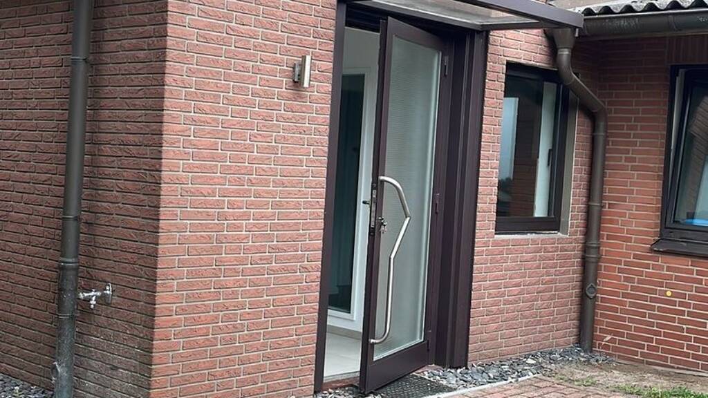 Einfamilienhaus zur Miete 1.300 € 2 Zimmer 160 m² frei ab sofort Dollern 21739