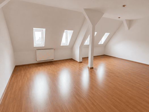 Wohnung zur Miete 395 € 4 Zimmer 90 m² 4. Geschoss Goethestraße 16 Aue 08280