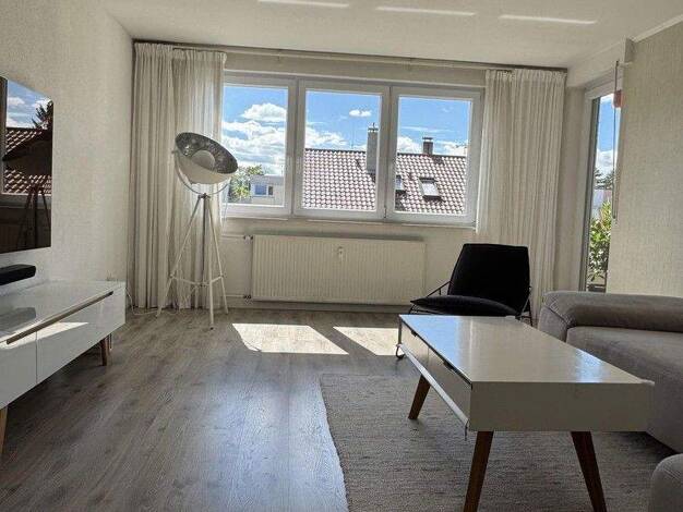 Wohnung zum Kauf provisionsfrei 439.000 € 4,5 Zimmer 99,3 m² 2. Geschoss frei ab 01.07.2026 Leonberg 71229