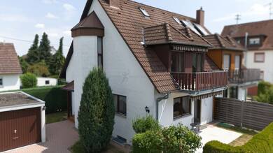Doppelhaushälfte zum Kauf 360.000 € 4,5 Zimmer 101 m² 282 m² Grundstück Aulendorf Aulendorf 88326