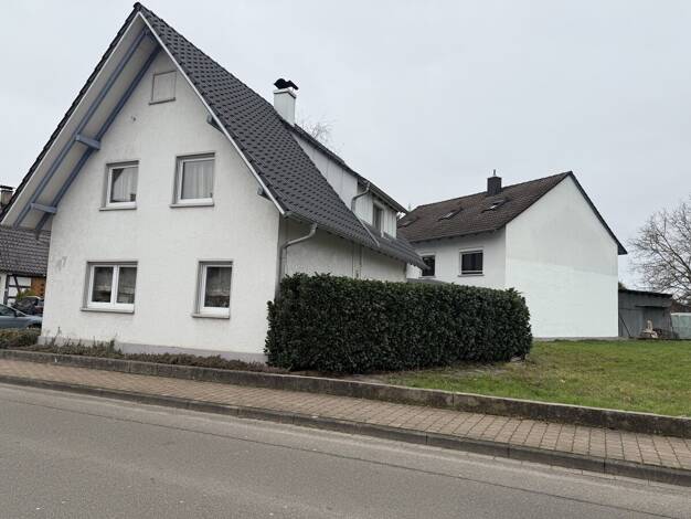Mehrfamilienhaus zum Kauf 635.000 € 12 Zimmer 260 m² 609 m² Grundstück Ortsgebiet Ottersweier 77833