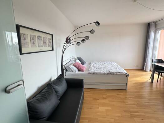 Wohnung zur Miete 650 € 1 Zimmer 33 m² Geschoss 1/1 frei ab sofort Mögeldorf Nürnberg 90482