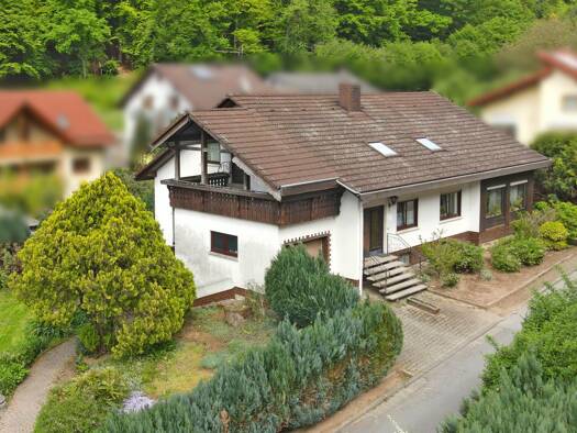 Einfamilienhaus zum Kauf 399.000 € 8 Zimmer 220 m² 1.029 m² Grundstück Unter-Schönmattenwag Wald-Michelbach 69483