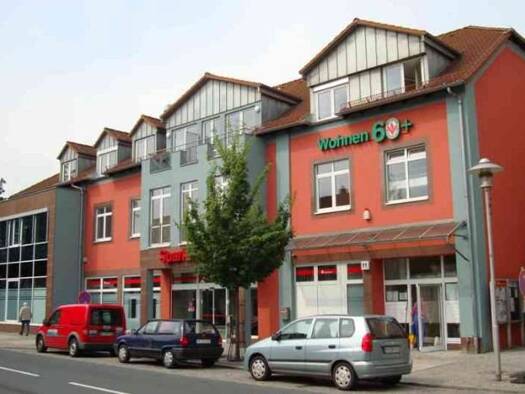 Wohnung zur Miete 347 € 1 Zimmer 40,8 m² 1. Geschoss frei ab sofort Hauptstraße 11 Coswig 01640
