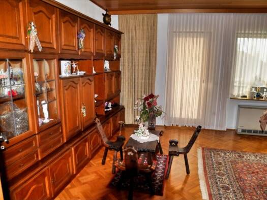 Einfamilienhaus zum Kauf 345.000 € 8 Zimmer 180 m² 1.424 m² Grundstück Neuhaus Hohenberg an der Eger 95691