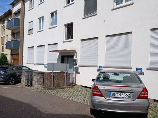 Wohnung zur Miete 900 € 3 Zimmer 80 m² Geschoss 3/4 frei ab sofort Fellbach Fellbach 70734