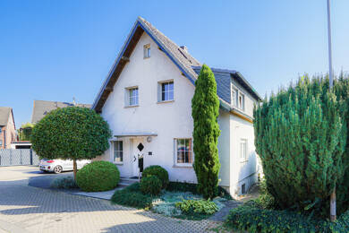 Einfamilienhaus zum Kauf 679.000 € 7 Zimmer 175 m² 416 m² Grundstück Kerpen Kerpen 50171