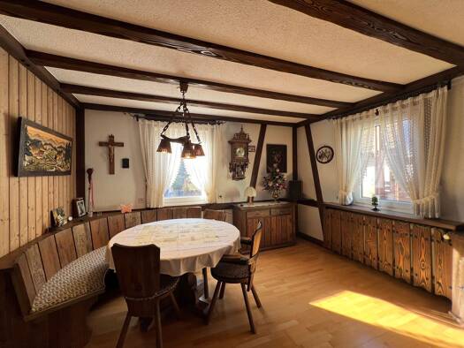 Mehrfamilienhaus zum Kauf provisionsfrei 299.000 € 12 Zimmer 254 m² 170 m² Grundstück frei ab sofort Lauterbach 78730