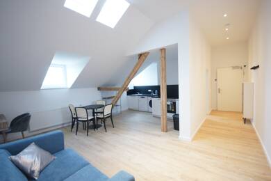 Wohnung zur Miete 1.090 € 2 Zimmer 60 m² Dachgeschoss, 4. Geschoss frei ab sofort Lessingstr. 25 Oberbilk Düsseldorf 40227