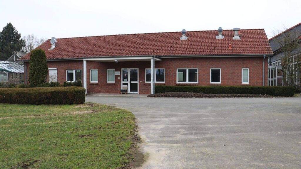 Bürofläche zur Miete provisionsfrei 7.665 € 30 Zimmer 320,6 m² Bürofläche teilbar ab 320,6 m² Christinenthal 25593