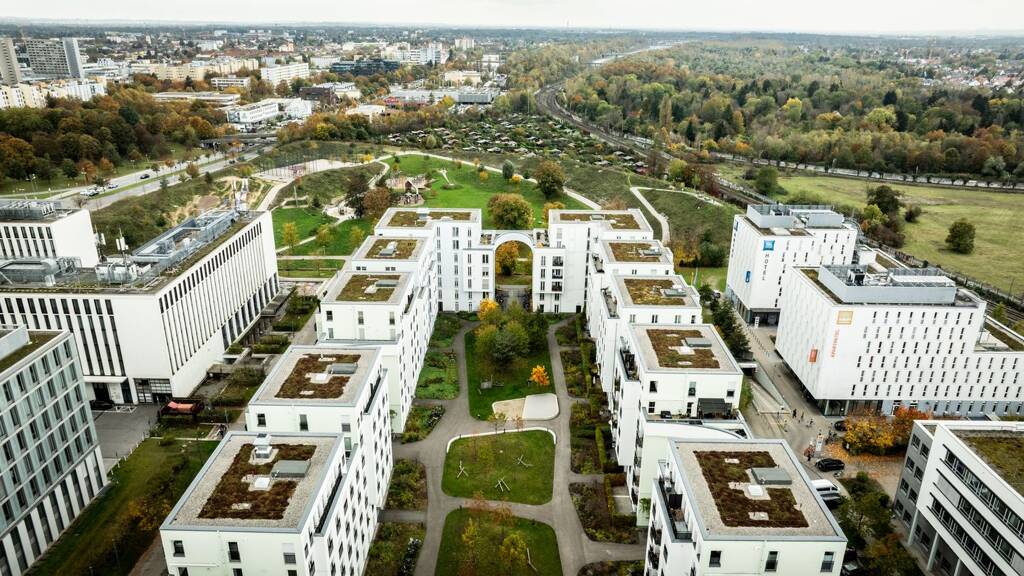 Penthouse zum Kauf 1.249.000 € 3 Zimmer 84,3 m² 6. Geschoss Milbertshofen-Am Hart München 80809