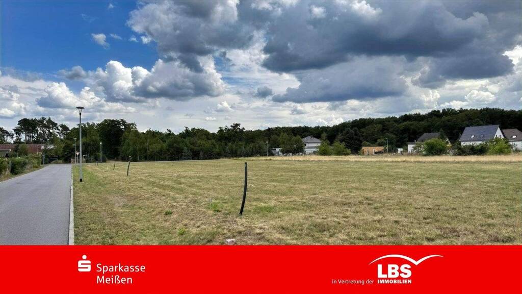 Grundstück zum Kauf 45.370 € 698 m² Grundstück frei ab sofort Tettau 01945