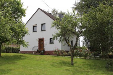 Einfamilienhaus zum Kauf provisionsfrei 299.000 € 9 Zimmer 135 m² 1.158 m² Grundstück Spangdahlem 54529