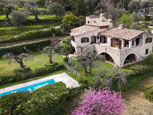 Einfamilienhaus zum Kauf 895.000 € 5 Zimmer 200 m² 2.708 m² Grundstück LE BROC 06510