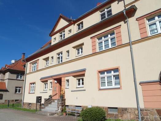 Wohnung zur Miete 385 € 2 Zimmer 48,1 m² EG Döbelner Straße 37 Nossen Nossen 01683