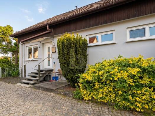 Reihenmittelhaus zum Kauf 245.000 € 4 Zimmer 94 m² 385 m² Grundstück Sudheim Northeim 37154