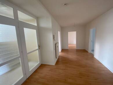 Wohnung zur Miete 1.220 € 4 Zimmer 122 m² 1. Geschoss frei ab 01.09.2025 Basler Straße 13 Grenzach Grenzach-Wyhlen 79639