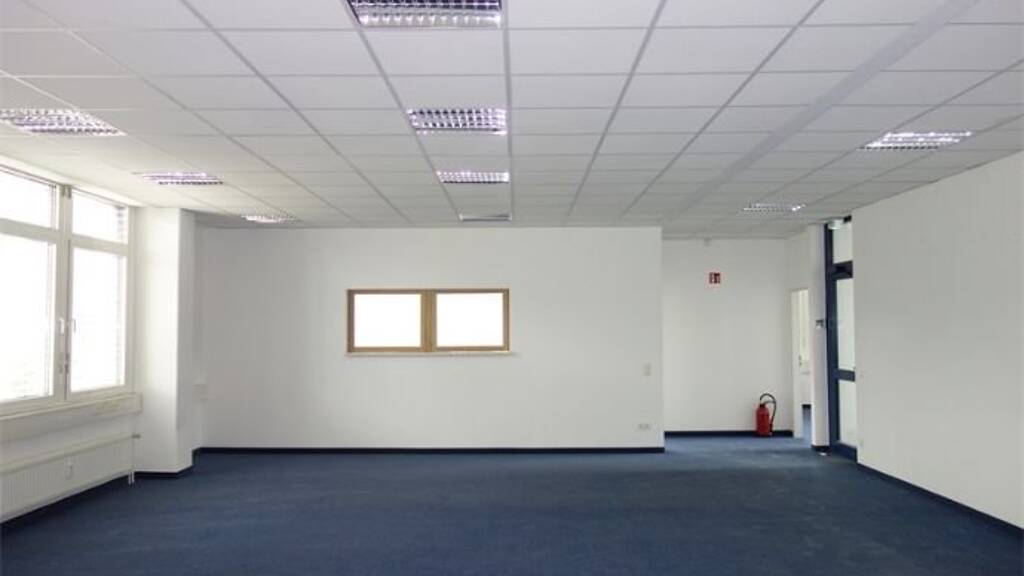 Bürofläche zur Miete 9,50 € 5 Zimmer 383 m² Bürofläche Zum Stichkanal 1 Velten 16727