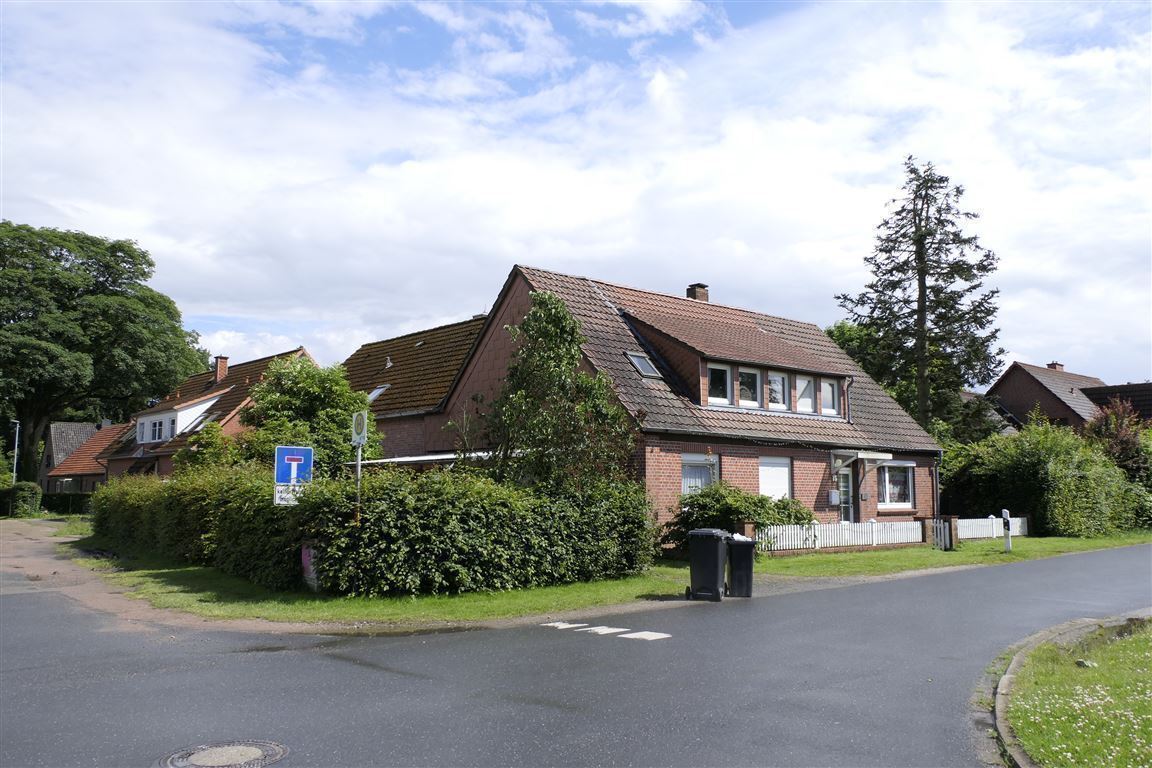 Mehrfamilienhaus zum Kauf als Kapitalanlage geeignet 425.000 € 11 Zimmer 329,5 m²<br/>Wohnfläche 1.007 m²<br/>Grundstück Neu Eckeler Str. 15 Eckel Rosengarten , Kr Harburg 21224