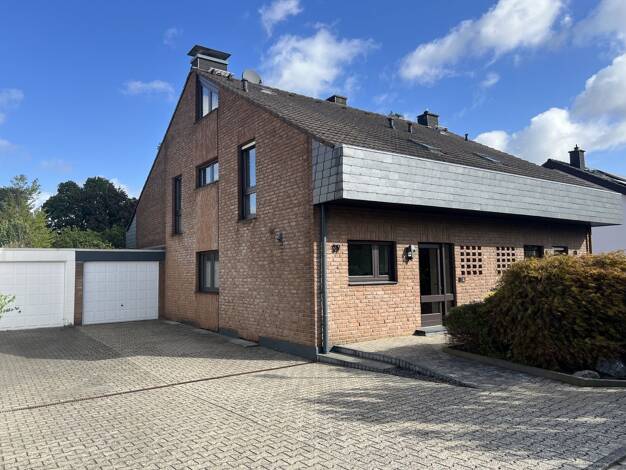 Doppelhaushälfte zum Kauf 449.000 € 3 Zimmer 125 m² 341 m² Grundstück Mülfort Mönchengladbach 41238