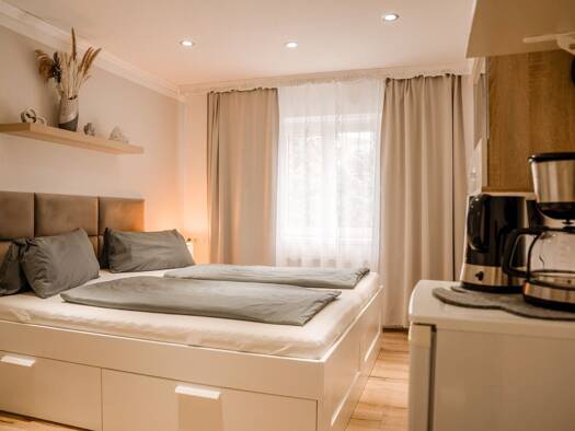 Immobilie in Lofer - Mehrfamilienhaus zum Kauf - Lofer - 495.000 € - 10 Zimmer, 192,5 m², 198 m² Grundstück - Bild 1