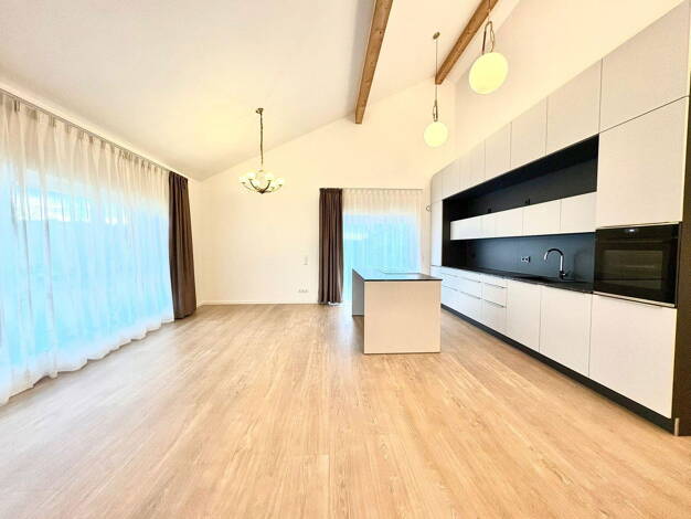 Penthouse zur Miete - Erstbezug 1.900 € 4,5 Zimmer 149 m² 1. Geschoss Dingolfing Dingolfing 84130