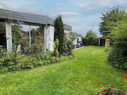 Bungalow zum Kauf 349.000 € 3 Zimmer 126 m² 1.200 m² Grundstück Neuhaus Wolfsburg-Neuhaus 38446